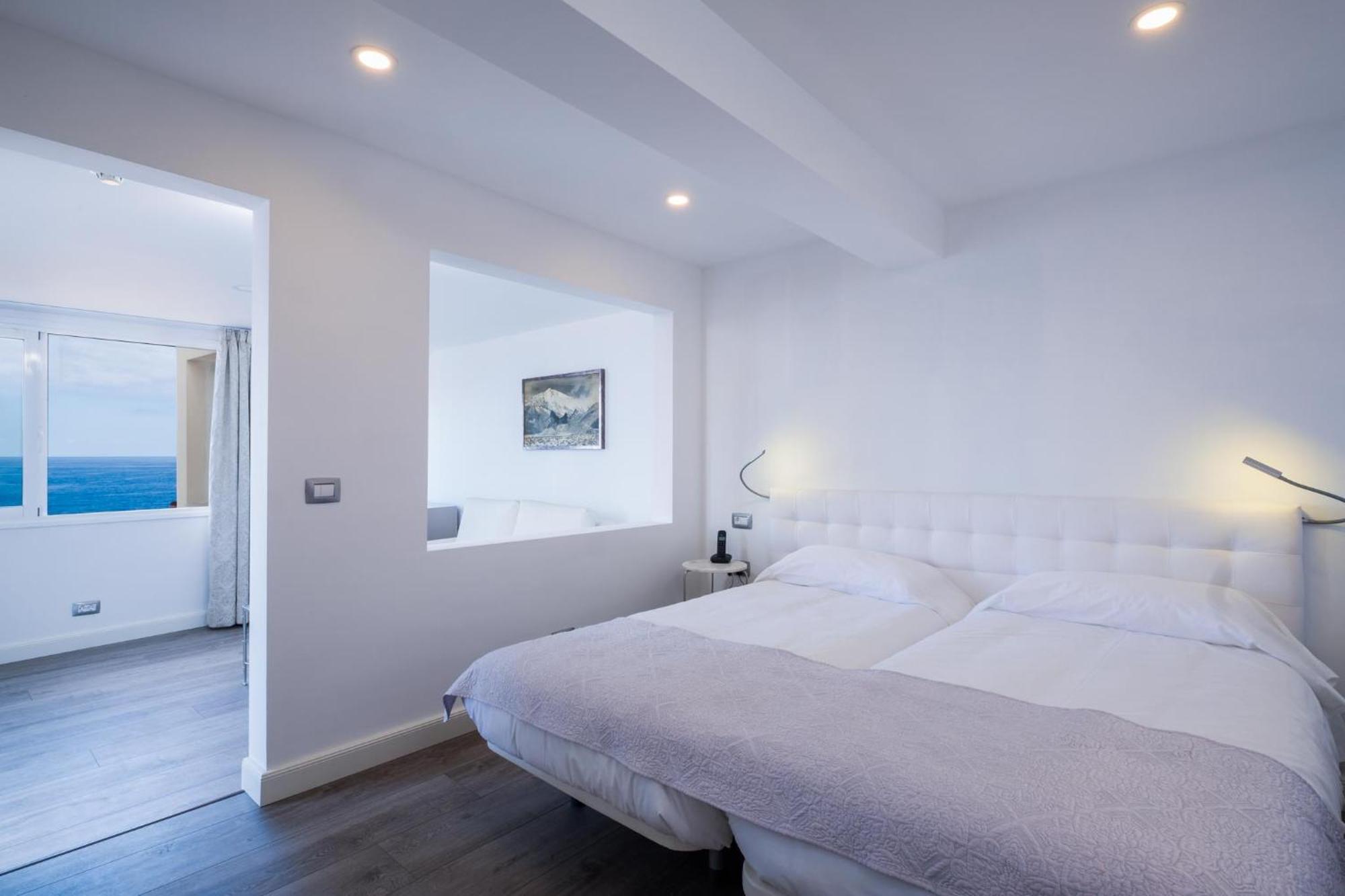 Hotel Monopol ปูแอร์โตเดลาครูซ ภายนอก รูปภาพ